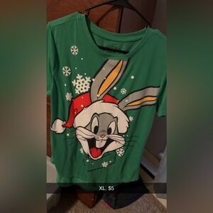Looney Tunes Xmas shirt